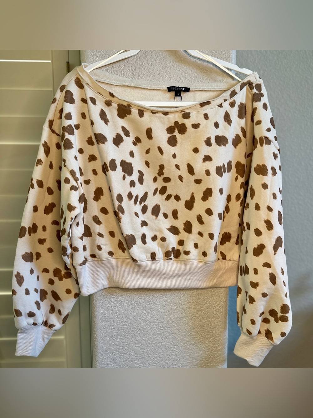 Boutique sweatshirt - size small - paper moon - NWT